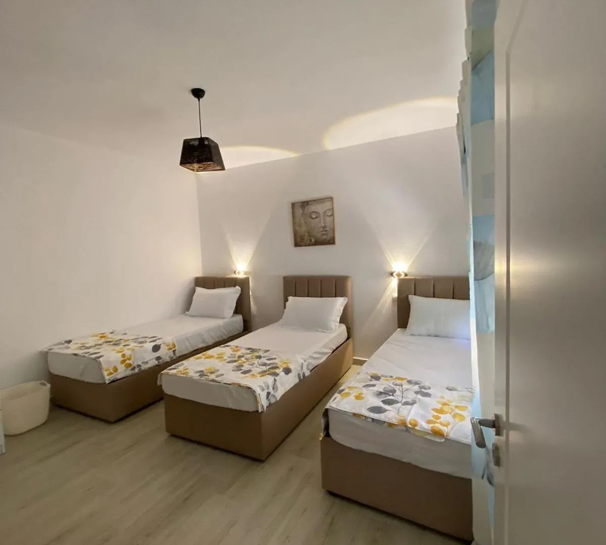 Vlora Summer Rooms Vlore