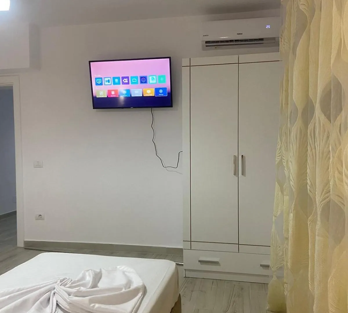 Vlora Summer Rooms Apartment